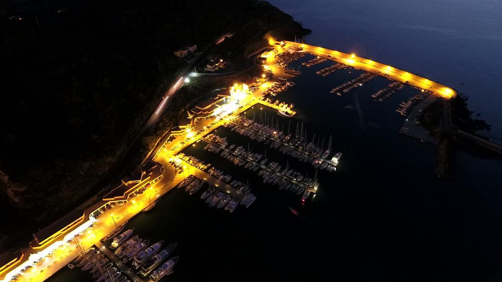 Real B&B Primo Sole Castelsardo Kültér fotó